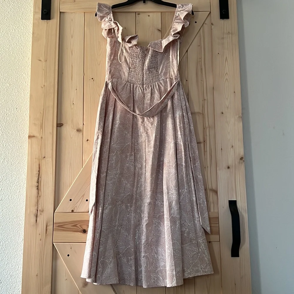 Cold Shoulder Selfie Leslie Dress 🤍 - Picture 2 of 2